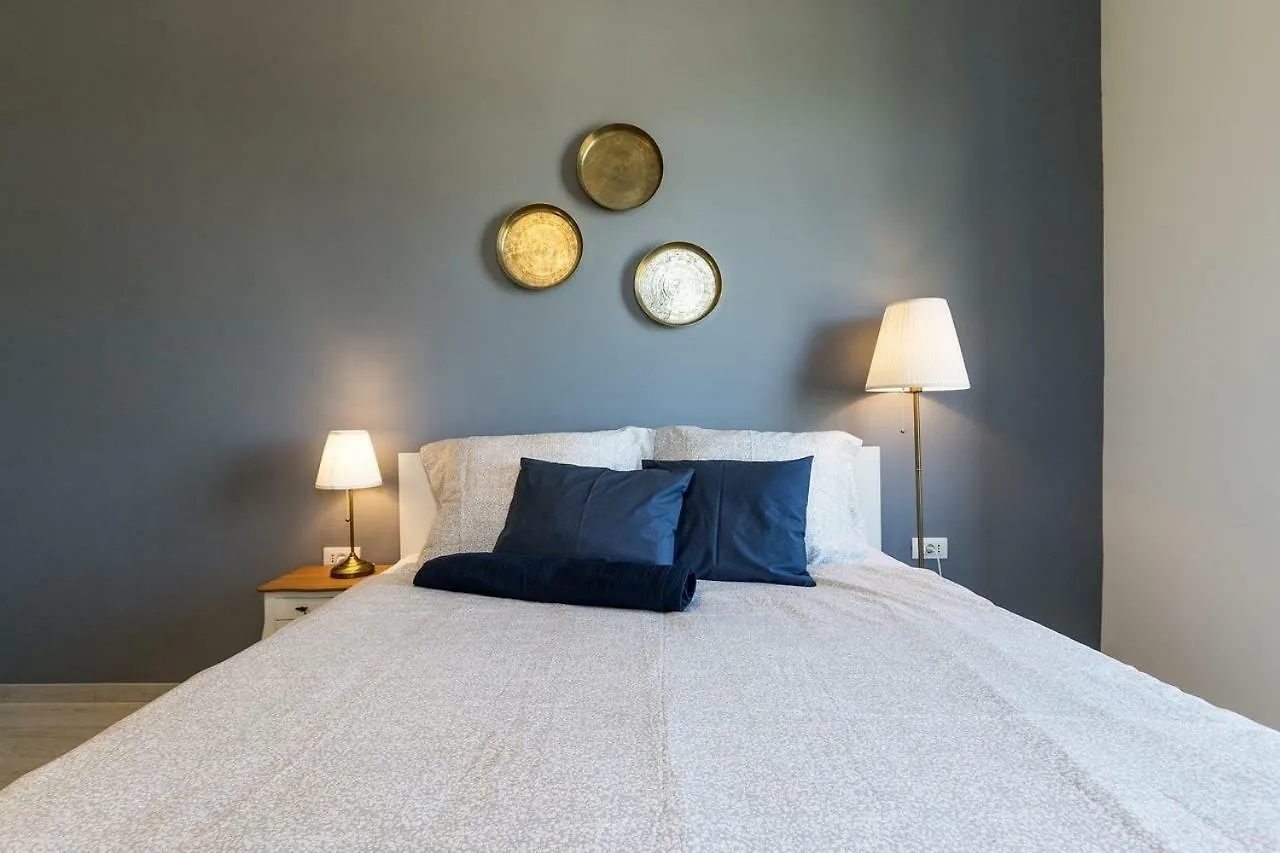 *** Lounge Terrace Apartment With The Harbour View / City Centre *** プーラ